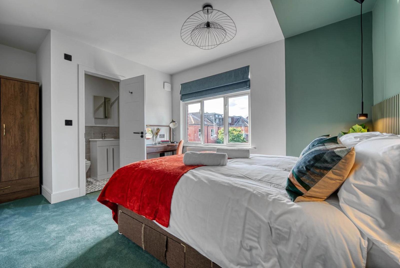 Apartment First Floor - Stylish 3 Bedroom